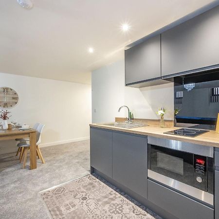 Basement Bliss Hideaway Apartment Bradford  Exterior foto